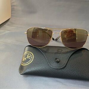 Ray-Ban Gold Rimmed Aviator Sunglasses